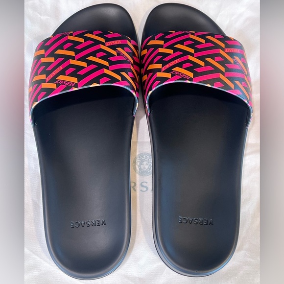 Versace Gomma Stampa Monogram Pool Slides Magenta Tangerine  display picture 1